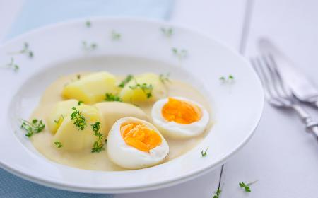 Jajka w sosie musztardowym