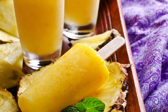Sorbet ananasowy - przepis na letni deser