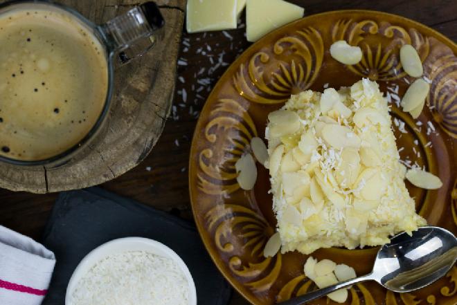 Bajeczny sernik kokosowy na zimno - przepis na najlepsze Rafaello